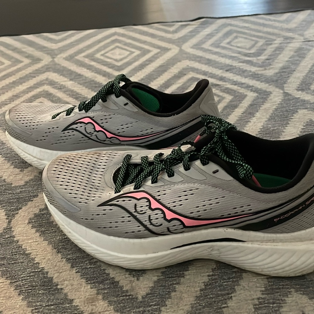 Saucony endorphin speed 3